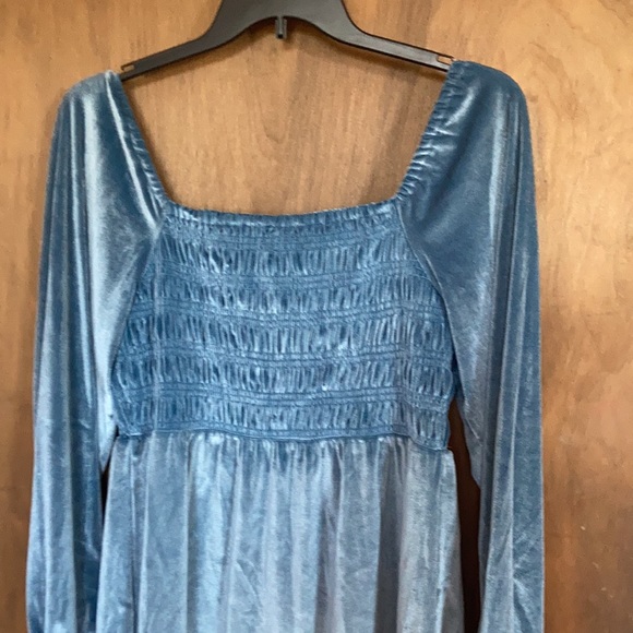 Offer $20 LC Lauren Conrad smocked flounce hem velvet dress duller blue size L - Picture 16 of 17